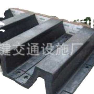 DA300*1500L DA型靠泊护舷 船用防撞条 码头护舷 卸货平台防撞条
