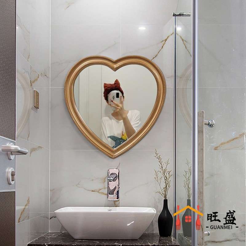 法式化妆镜壁挂卧室挂墙轻奢创意心形卫生间浴室镜欧式复古梳妆镜