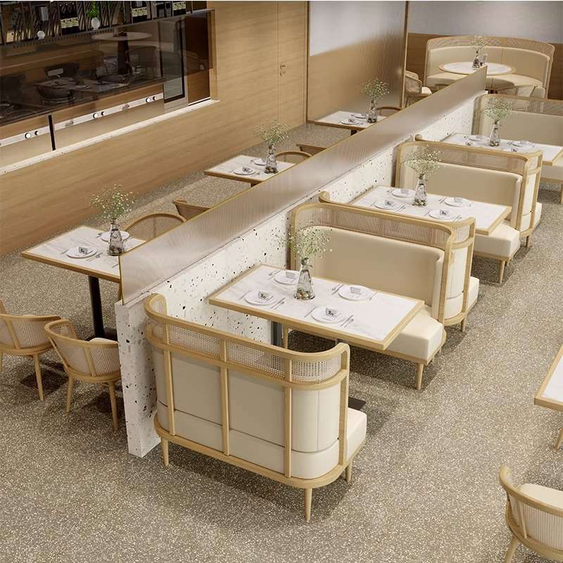 北欧餐厅成套餐桌椅实木藤编餐椅油蜡皮卡座主题民宿餐饮店桌椅
