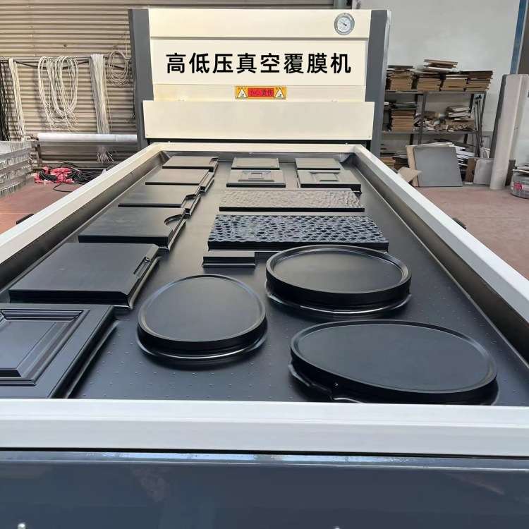 木塑造型uv光固膜真空覆膜机 140立方真空泵即热弯曲木圆弧吸塑机
