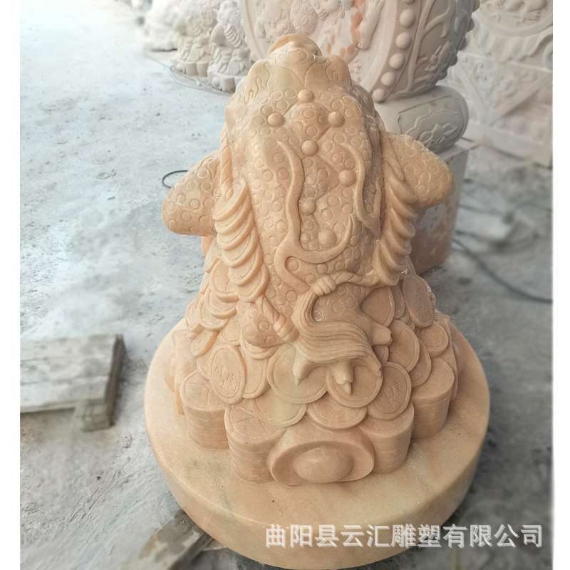 石雕晚霞红金蟾吐水喷泉三足蟾蜍大理石庭院鱼池招财吐水造景摆件