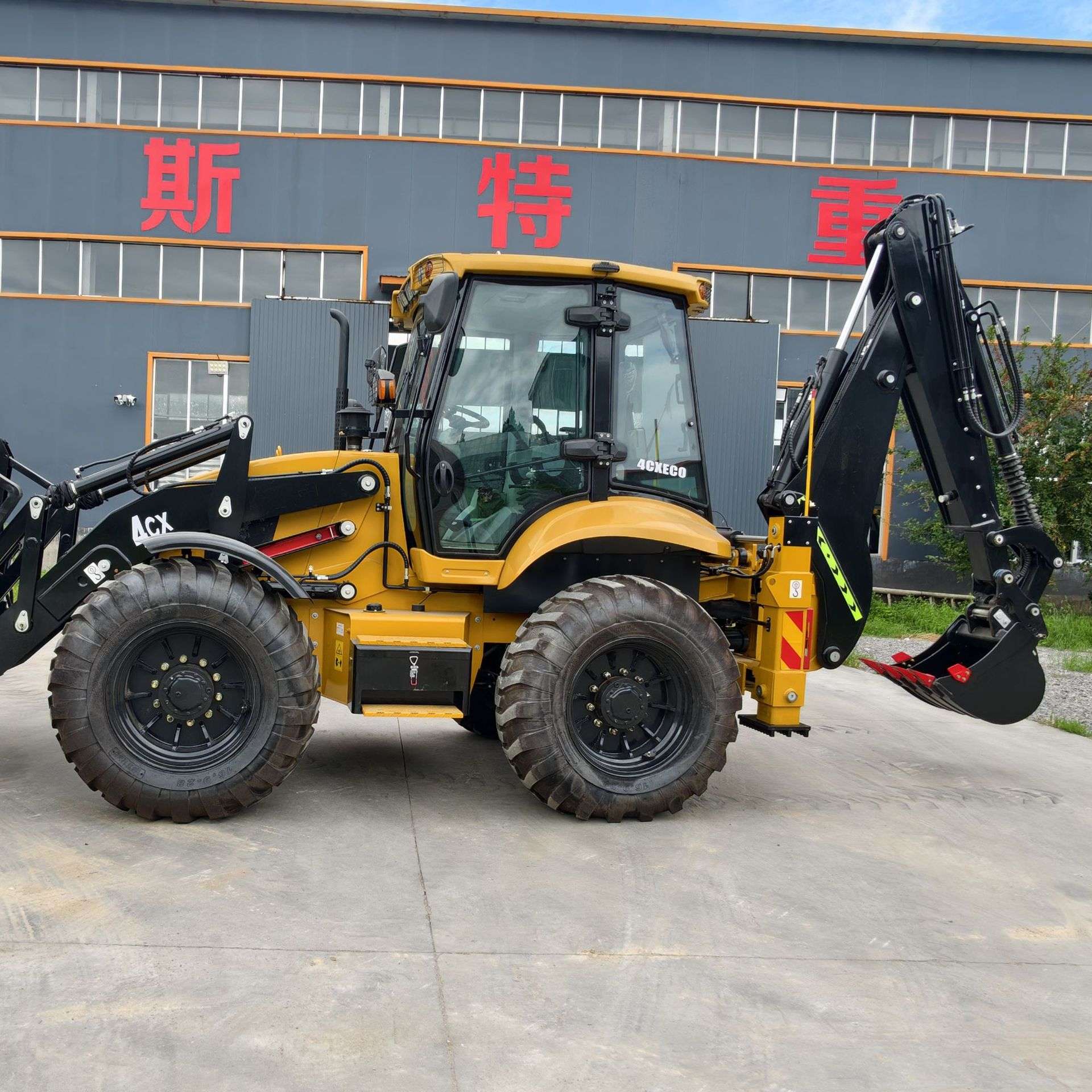 两头忙挖掘装载机4CX型多功能工程前铲后挖一体机四驱挖掘装载机