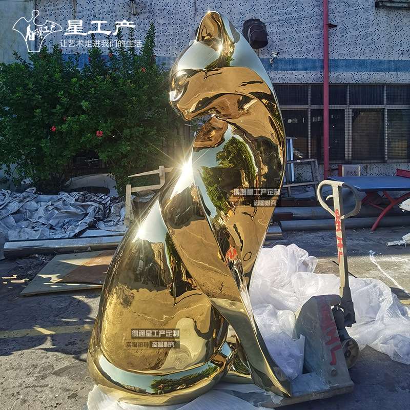 不锈钢镜面电镀商场展厅豹子雕塑商业街猫咪美洲豹户外景观摆件