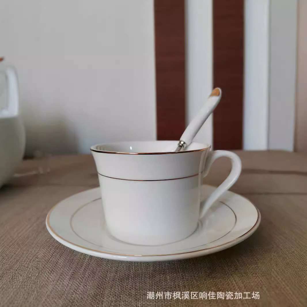 高档精致欧式咖啡杯简约骨瓷拿铁杯创意陶瓷杯下午茶家用茶具套装