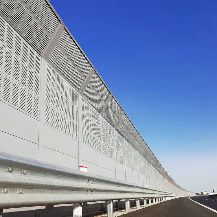 房子隔音板户外露台隔音墙工地噪音音频围挡防噪音室外围栏挡板