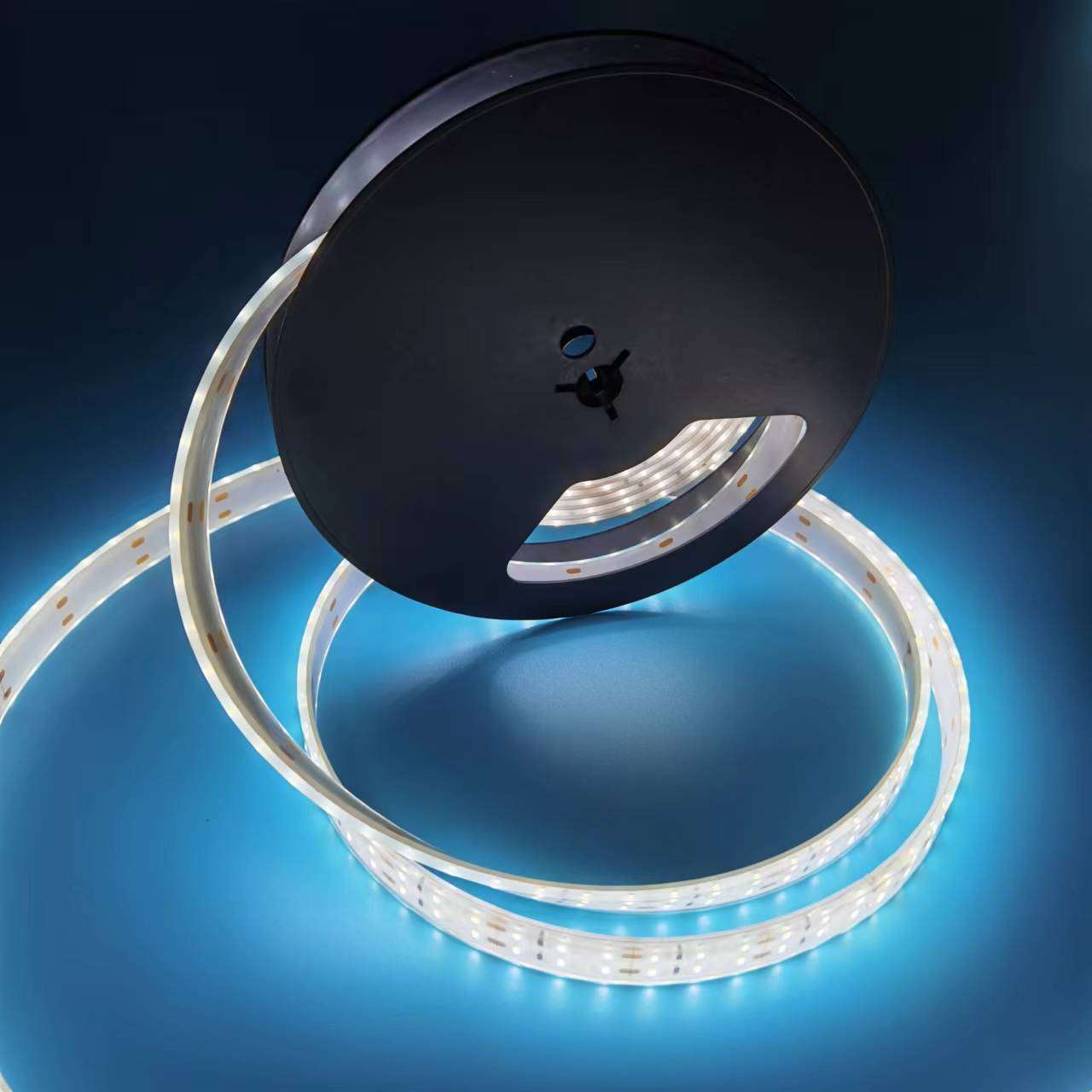 LED3014双排挤胶防水软灯带 低压24VLED灯条 180灯17MM宽现货