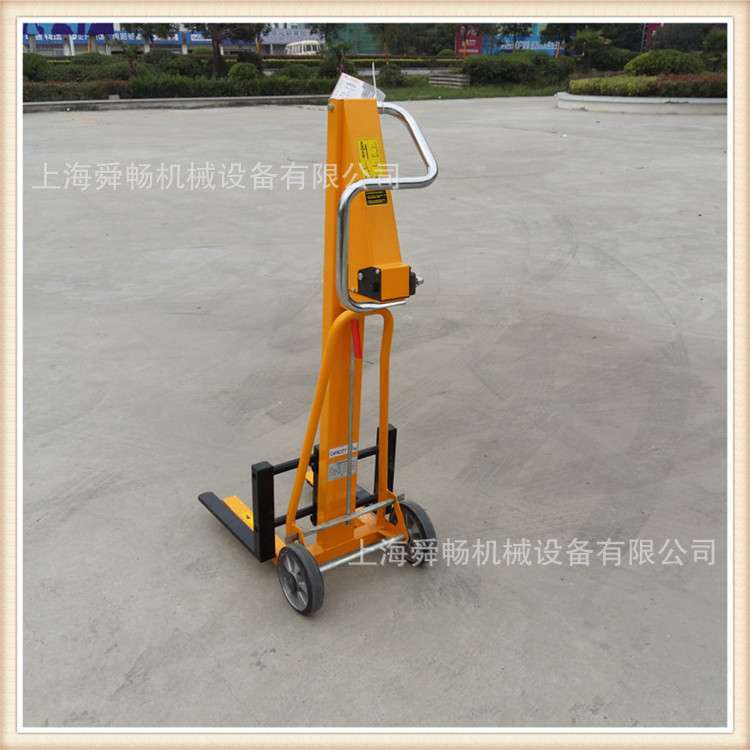 上海舜畅厂供轻便型堆高车 手摇堆高车叉车 手推叉车 小型叉车