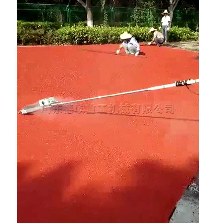 跑道摊铺压实电滚轴 橡胶颗粒跑道摊铺工具 600mm宽手拉式电热板