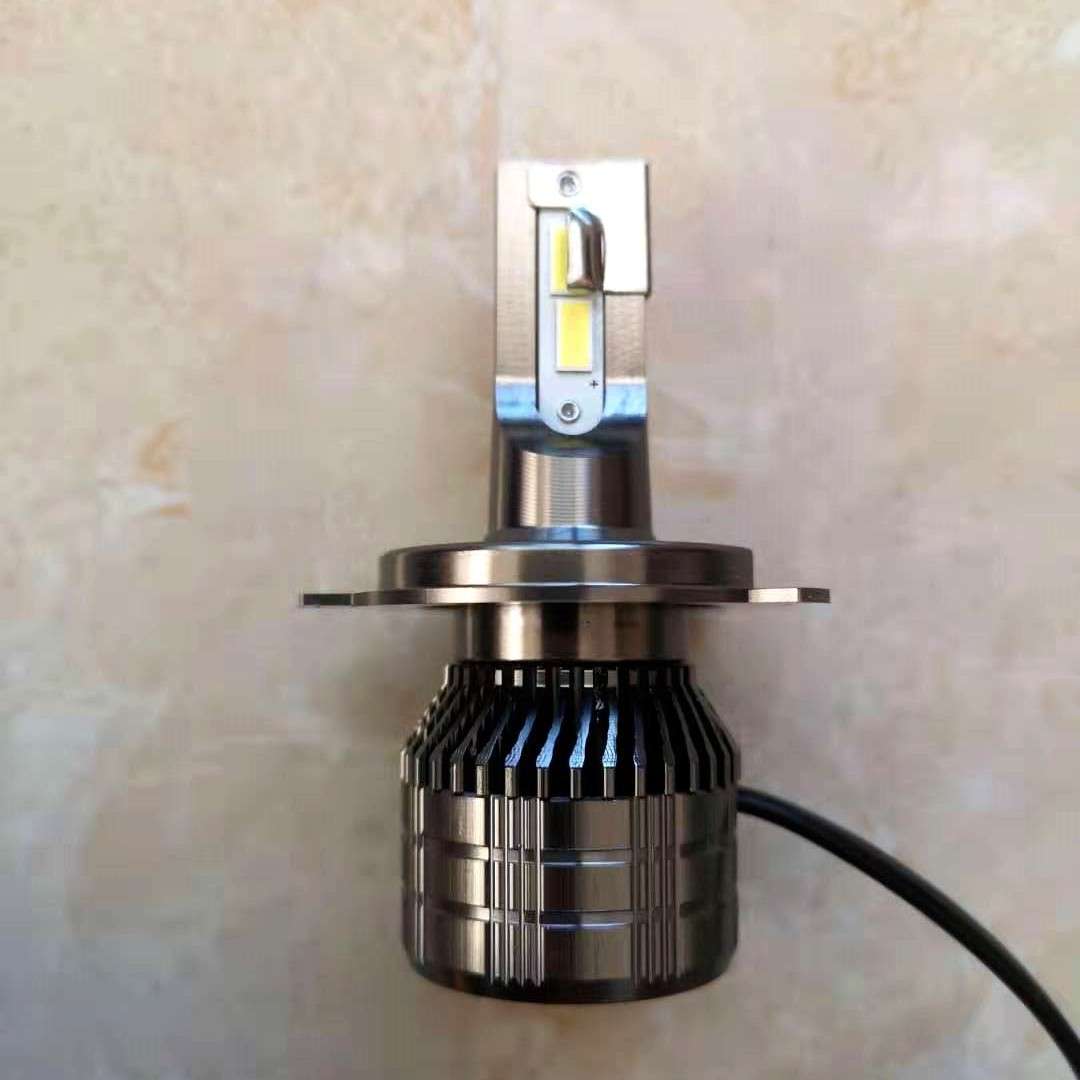 超亮LED大灯H1 H3 H4 H7 9005/9006 12V 24V 汽车LED灯长寿命