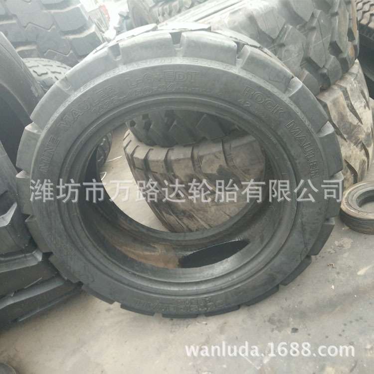井下矿用搬运车轮胎 1425×450-34支架填充工程轮胎