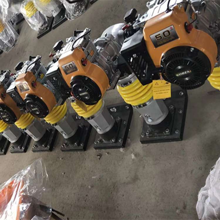 供应RM90型罗宾汽油冲击夯 电动冲击夯 修路好帮手操作方便