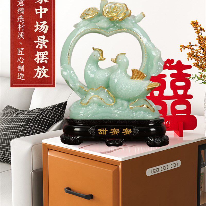 结婚创意实用礼物百年好合天鹅摆件鸳鸯一对家居新房卧室床头装饰