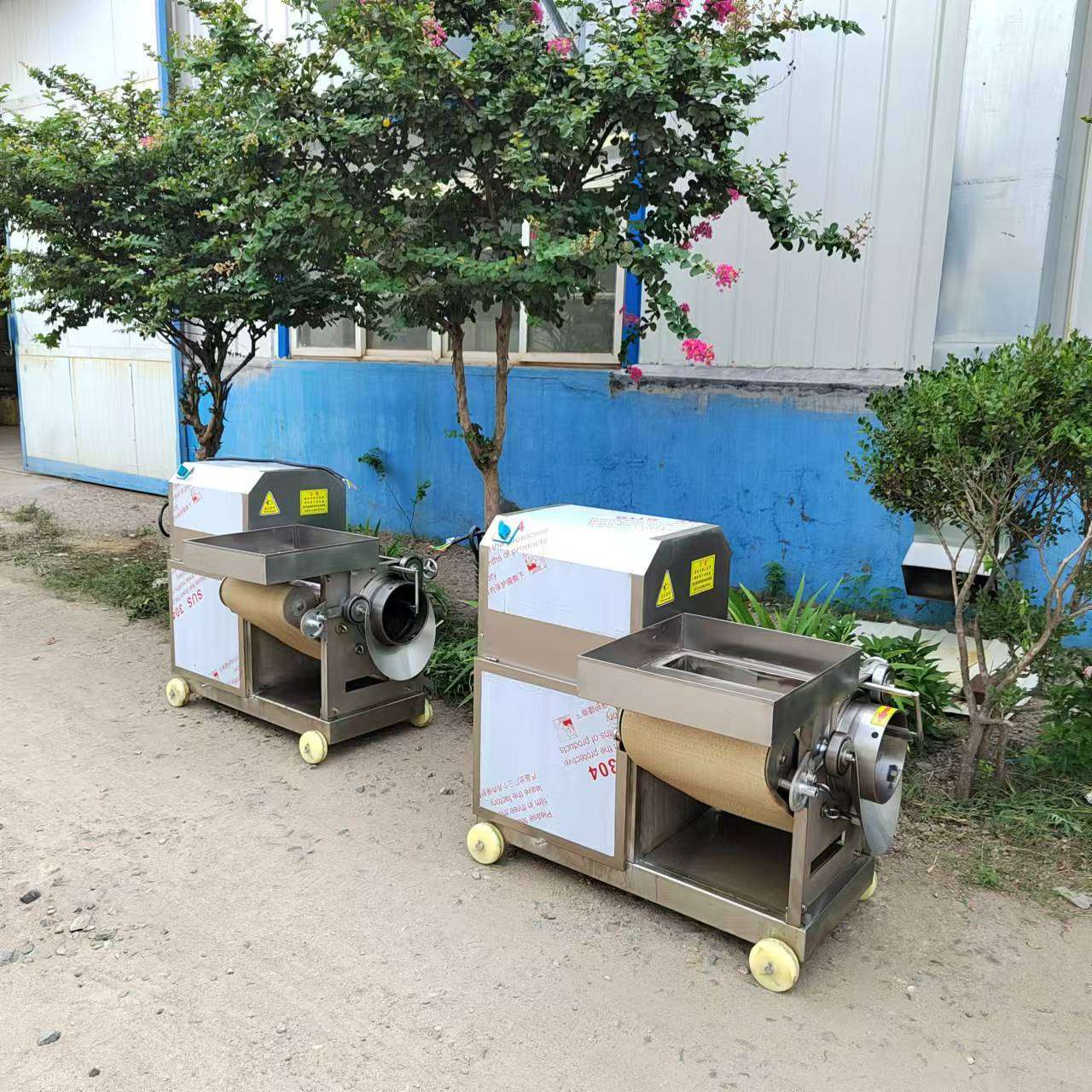 鱼丸加工全套机器 黄花鱼采集鱼肉机器 鱼骨鱼皮分离机 304材质