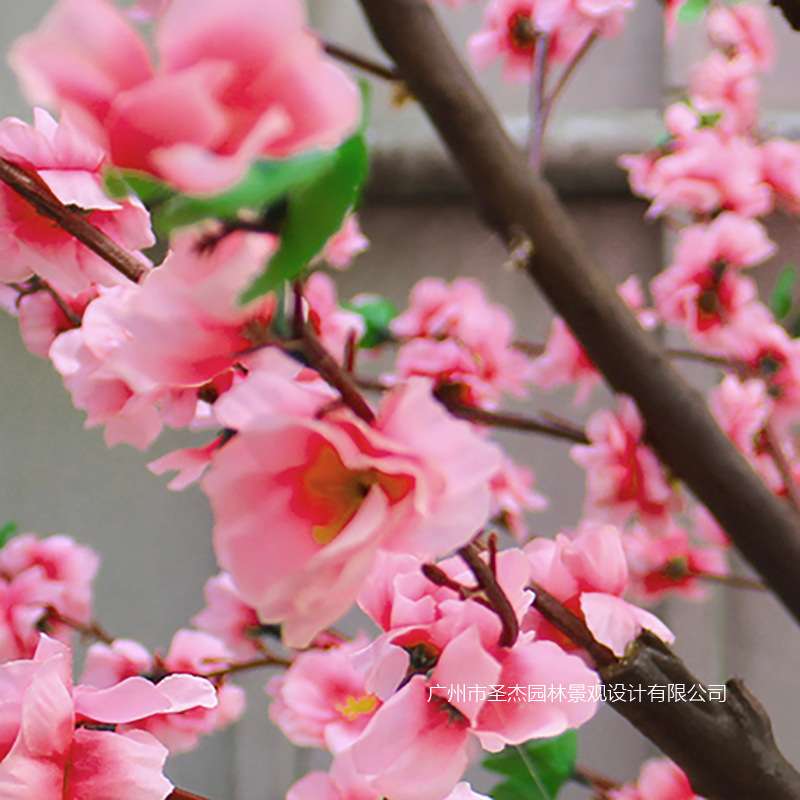 广州仿真桃花树 新年室外仿真阻燃桃花树造景装饰 仿真真木桃花树