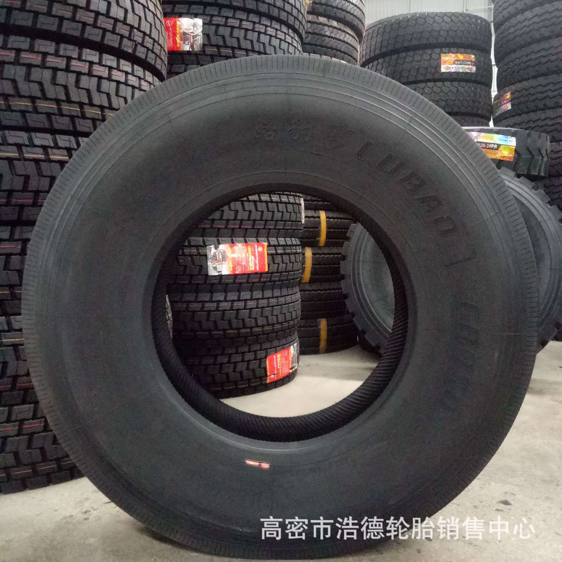 路豹轮胎12R22.5四线真空钢丝胎货车卡车渣土车轮胎 重载耐磨现货