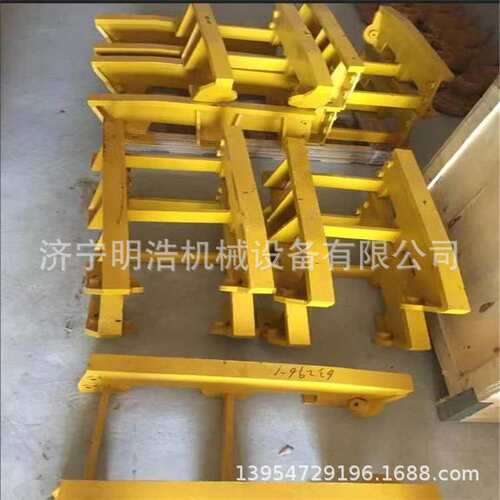 推土机D65-15护链架 推土机D65-15护链架推土机 D65-15护链架