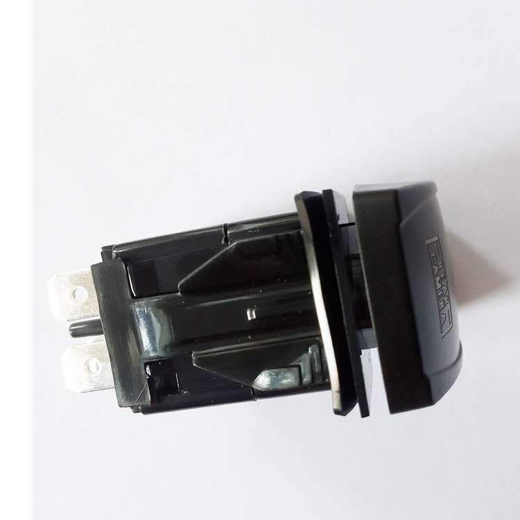 1X开关式 5V 3.1A 车充 +2X 5PIN ON-OFF镭雕图案开关组合 蓝灯
