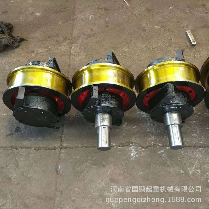 800×200mm铸钢锻钢双缘起重机车轮组直角平角圆角箱行车轮天车轮