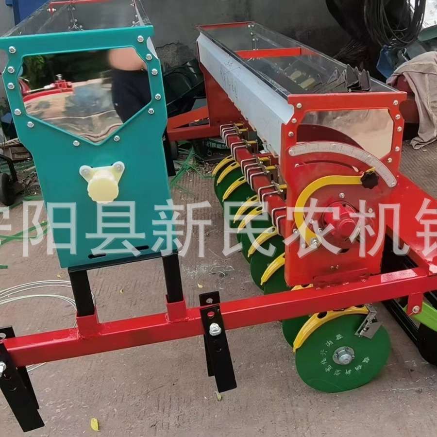 拖拉机带小麦旱稻播种机蚕豆蔬菜籽草籽条播机可链接旋耕机使用