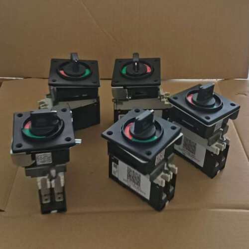 FANUC发那科机器人配件，发那科机器人MATE控制柜电源开关器2P