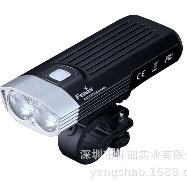 Fenix菲尼克斯BC30 V2.0 无线控制自行车灯 无电池