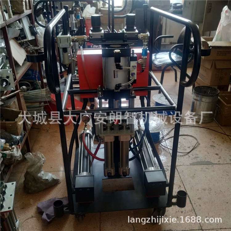 供应安徽 高压 可移动发泡机 多功能聚氨酯喷涂机喷