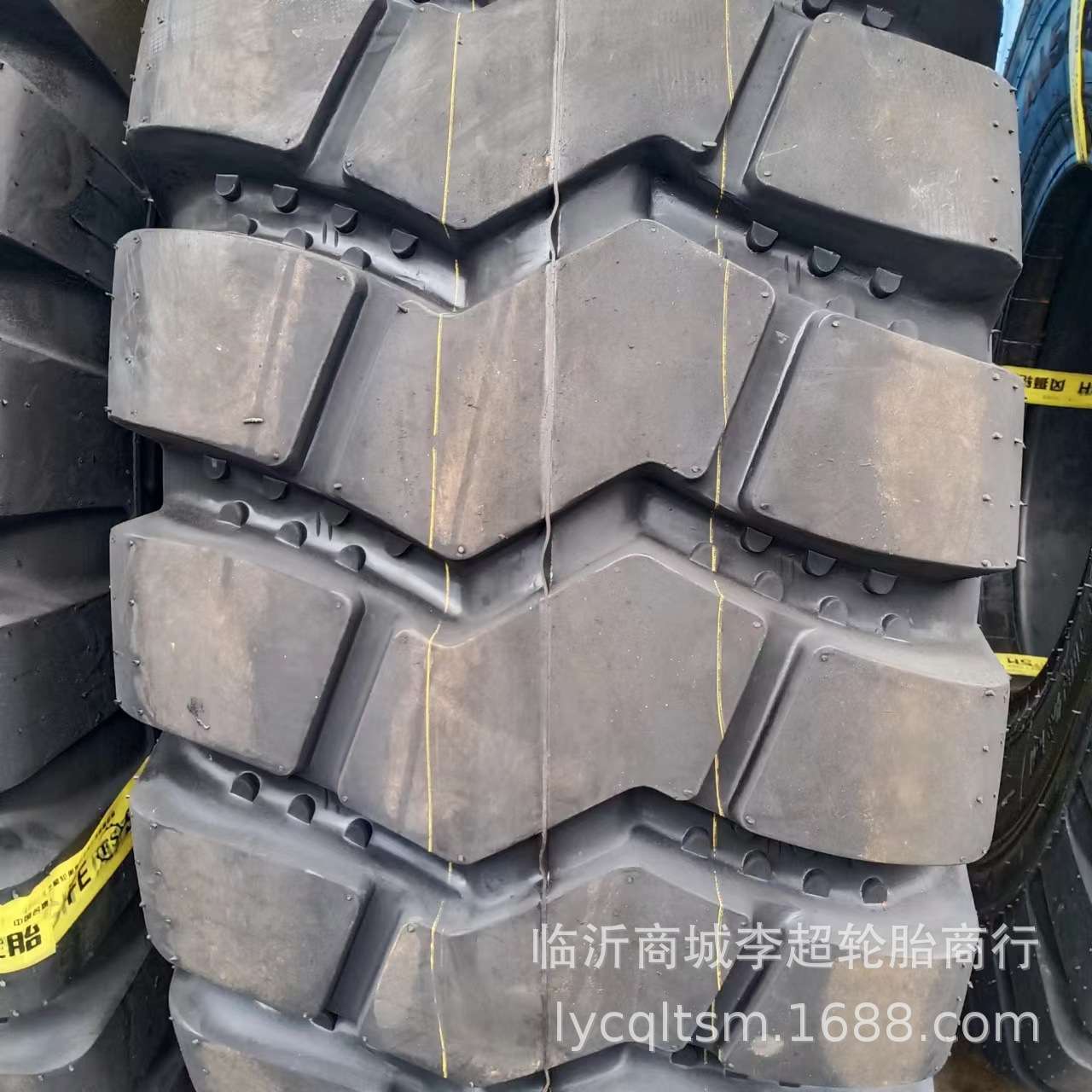 23.5-25风狮风炬矿山工程胎大块装载机铲车胎24层235-25龙工轮胎