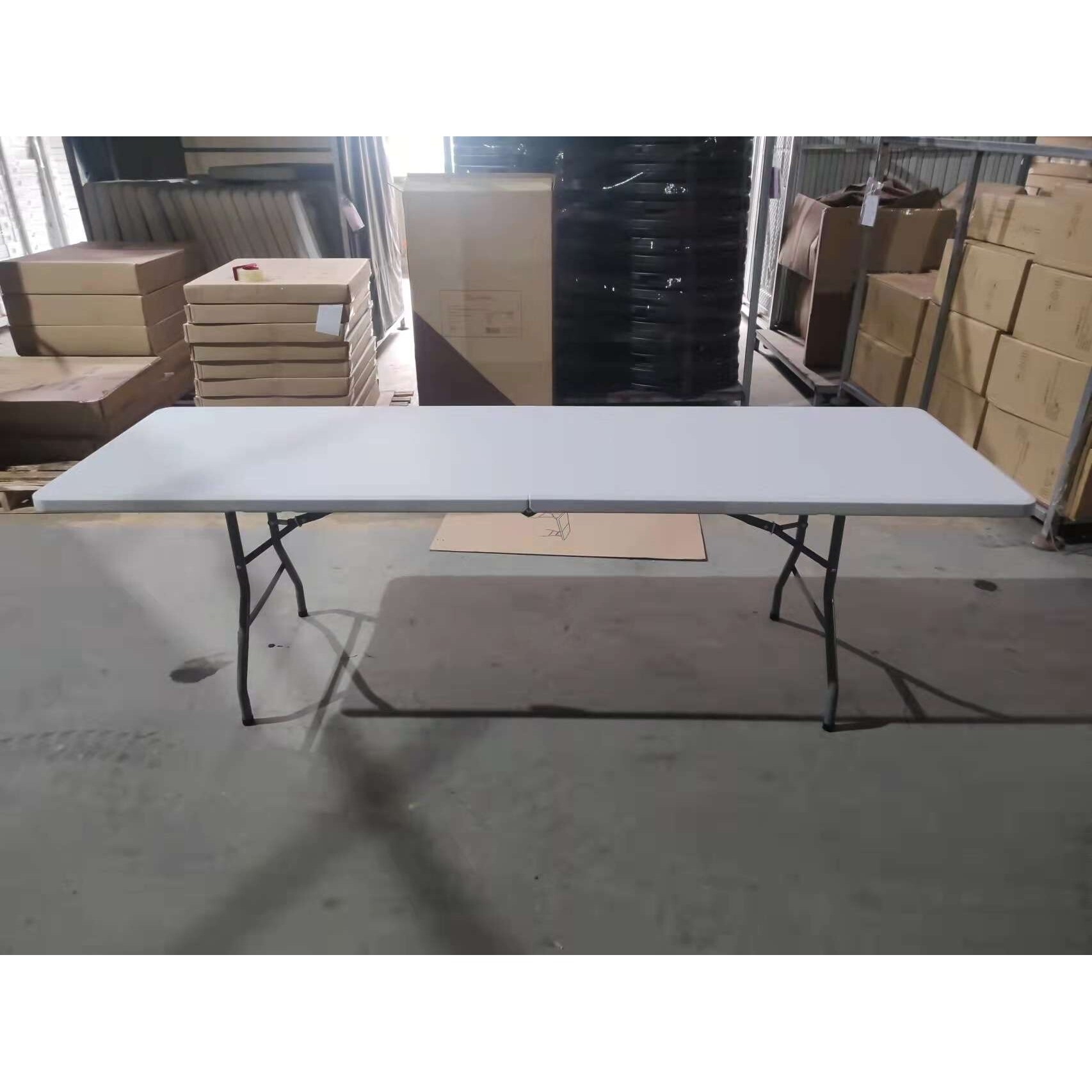 八英尺塑料餐桌 吹塑中空8尺手提式塑料桌 240*74cm 薄型折叠桌