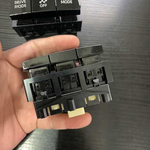 84970-02440适用20-24年卡罗拉雷凌双擎模式开关 EV电子开关