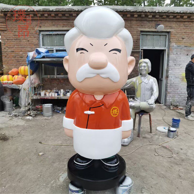 定制玻璃钢网红卡通人物动物公仔房地产IP雕塑大型商铺人偶雕像