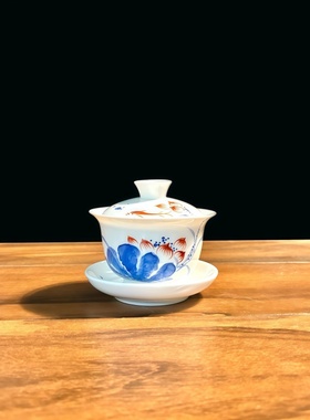 潮汕手绘白瓷荷花三才盖碗茶杯功夫茶单个家用陶瓷茶具中式泡茶碗