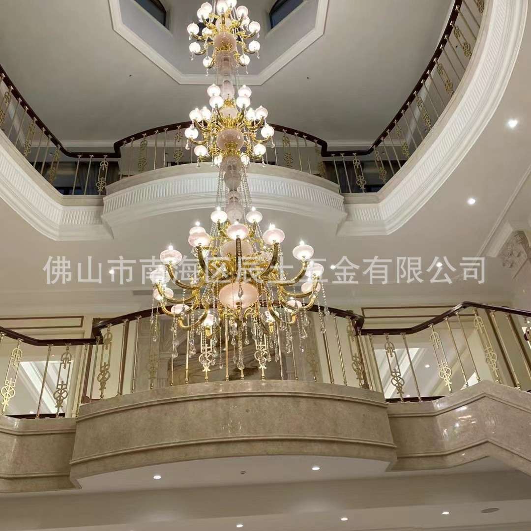 高端欧式纯铜楼梯扶手业主喜欢的款式K金连体铜楼梯扶手