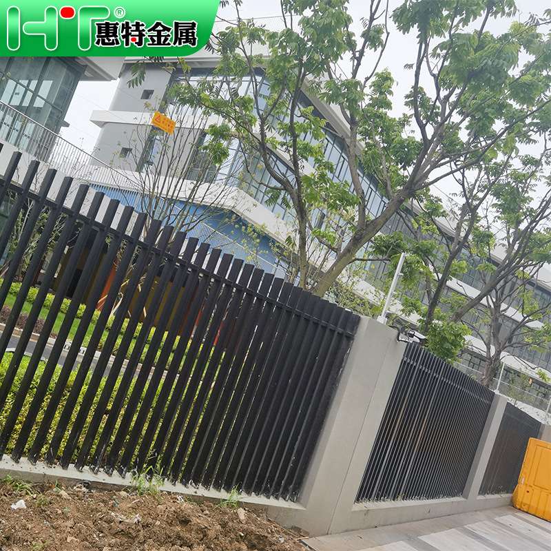 无锡厂家供应铁艺围墙护栏围栏花园室内庭院大门阳台防攀爬锌钢