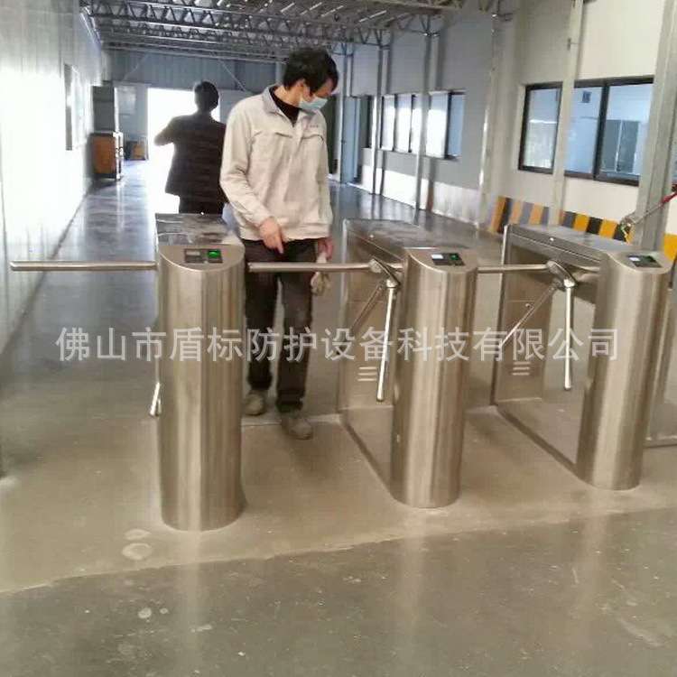 影剧院景区单向半高旋转门桥式不锈钢三棍闸人行摆闸翼闸全高转闸