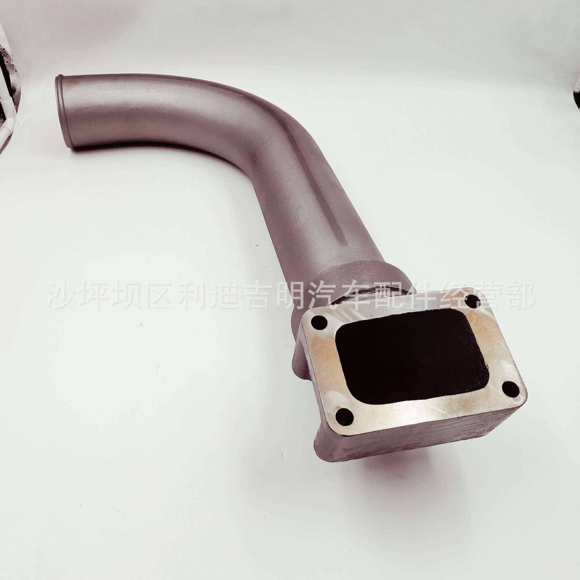 厂家现货 3055712旁通水管接头重庆K38和K50柴油发动机配件