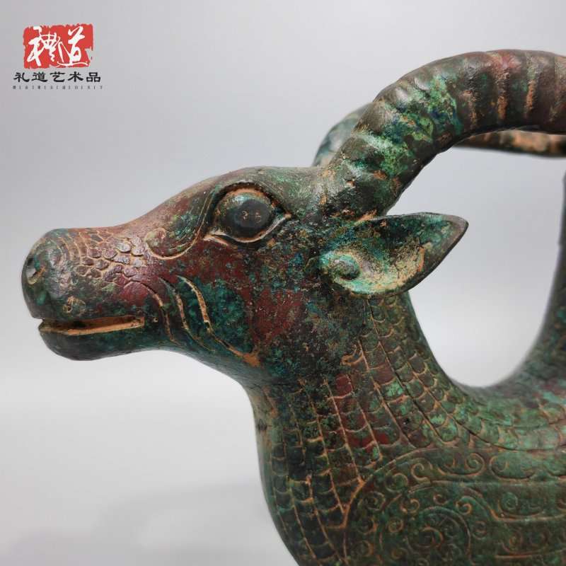 仿古青铜器唐代饮酒器牛角杯羊角杯酒樽酒爵博物馆陈设铜摆件装饰