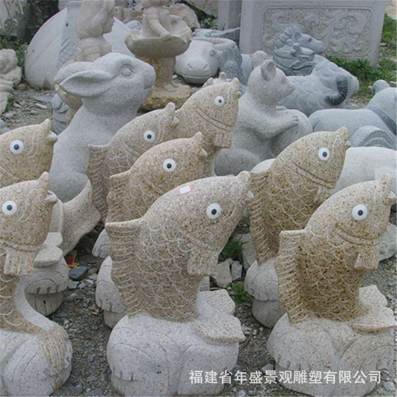 石雕喷水鱼厂家现货城市环境装饰动物流水摆件花岗岩鲤鱼户外雕塑