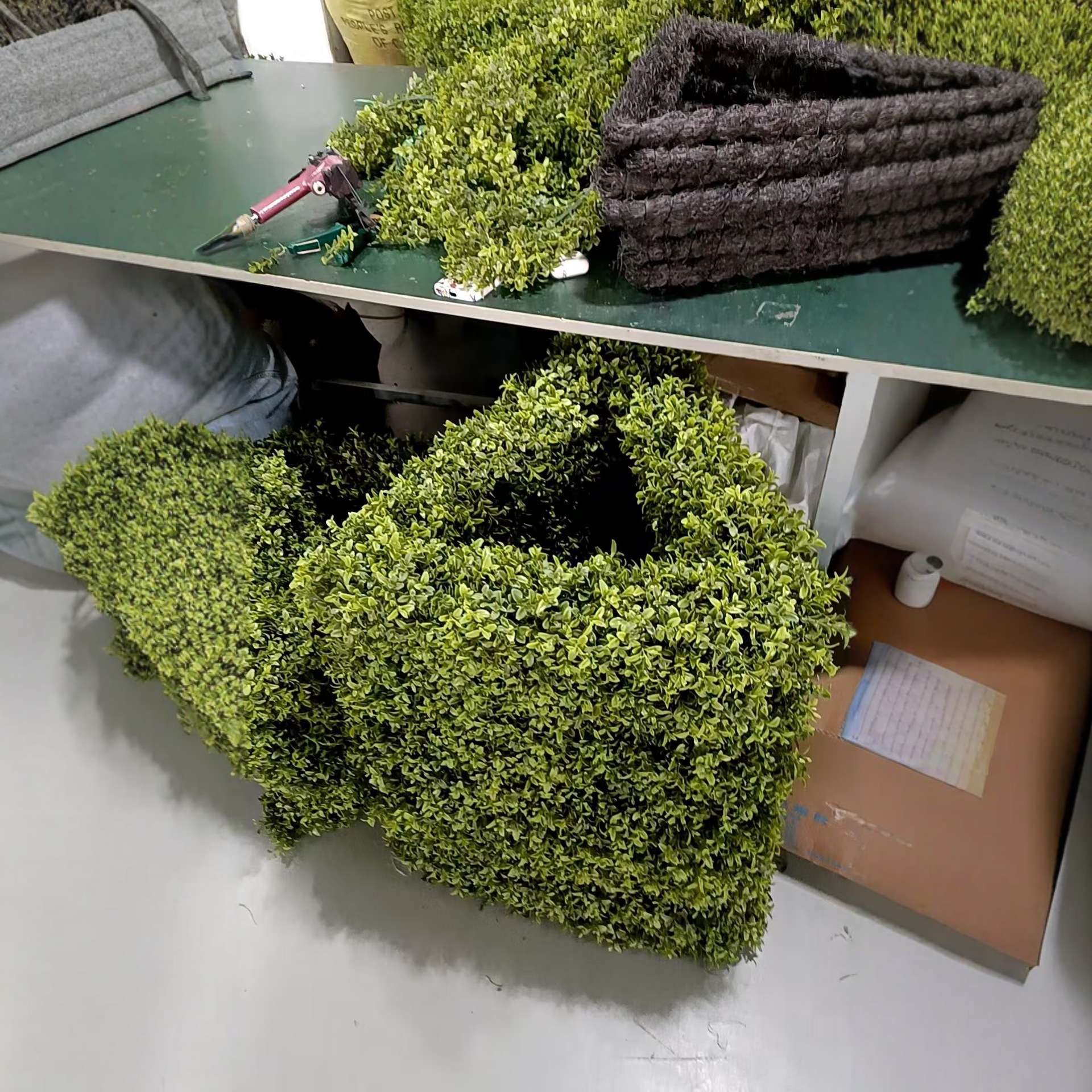 植物墙造景人造草坪假花墙公司商场形象墙格挡背景绿植墙商场装饰