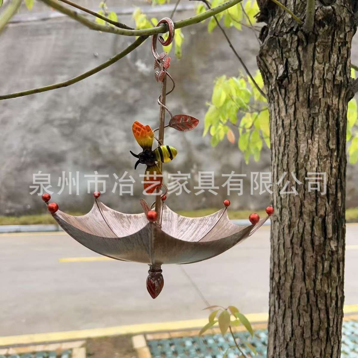 Bird Feeder Tro跨境爆款伞形蜜蜂喂鸟器花园庭院挂件金属工艺品