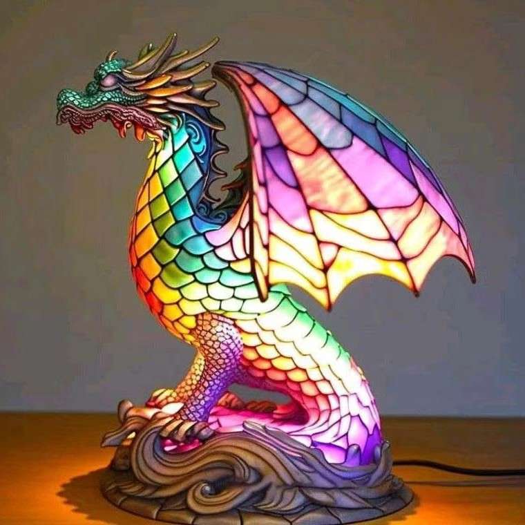 跨境魔幻幻彩奇异动物灯形象雕塑彩光设计usb插头灯光开关摆件