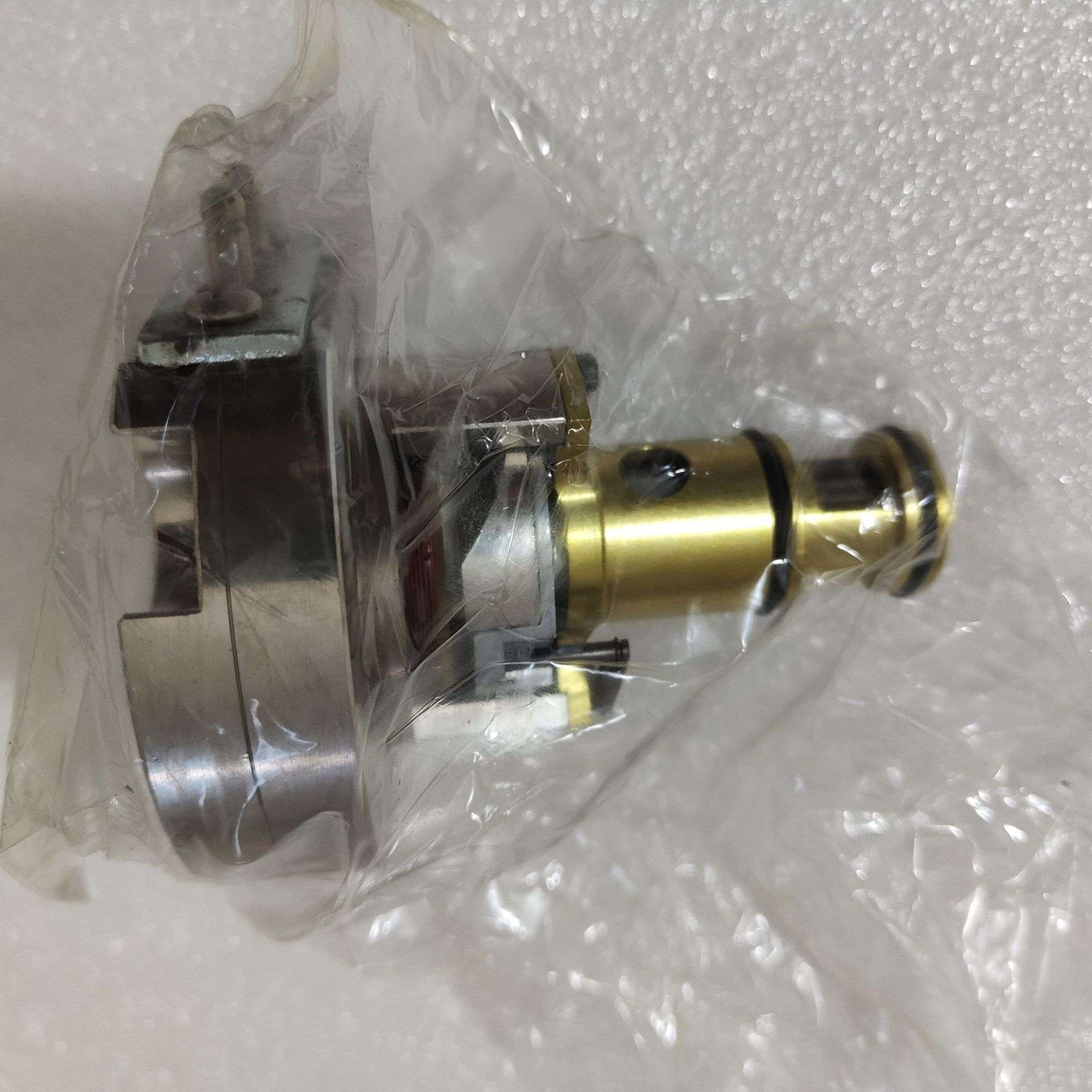 康明斯发电机发动机PT油泵执行器3408324四配套马达充电机全车垫