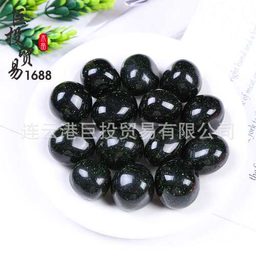 绿沙石滚石摆件绿金沙石大颗粒裸石Green sandstone tumble淘矿石