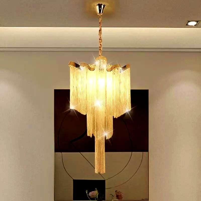 意式轻奢铝链吊灯卧室餐厅吧台房间设计师艺术大气新款网红流苏灯