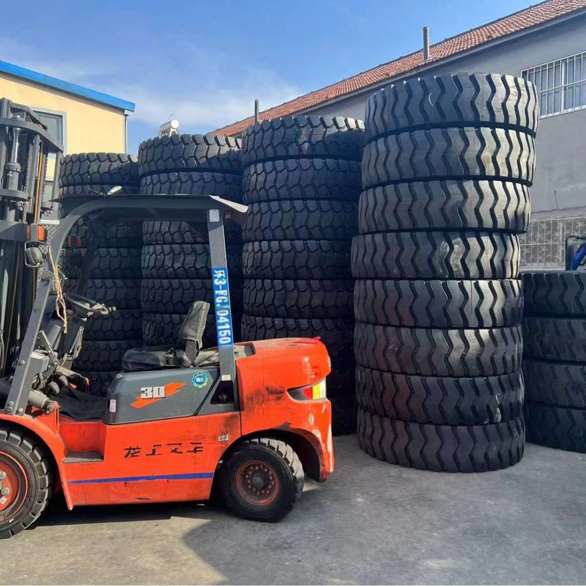 量大优惠矿山自卸车轮胎1400R25全钢丝宽体工程车轮胎煤矿金矿