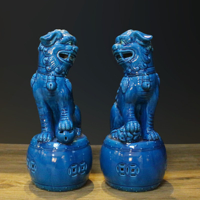 陶瓷蓝色陶瓷狮子摆件工艺品式家居软装饰摆设瓷狮子一对
