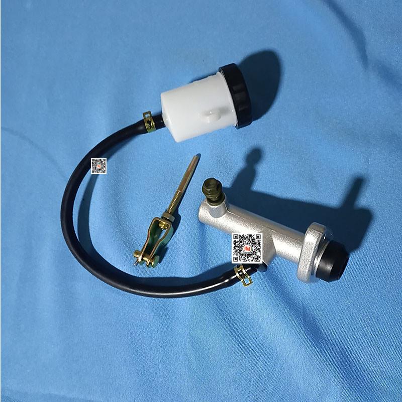 电动三轮车后桥刹车泵四轮车油泵后桥总成泵脚踩碟刹脚刹上泵主泵