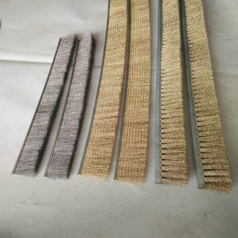 供应高性能铝合金密封毛刷条 挡尘木板条形刷 塑料条刷