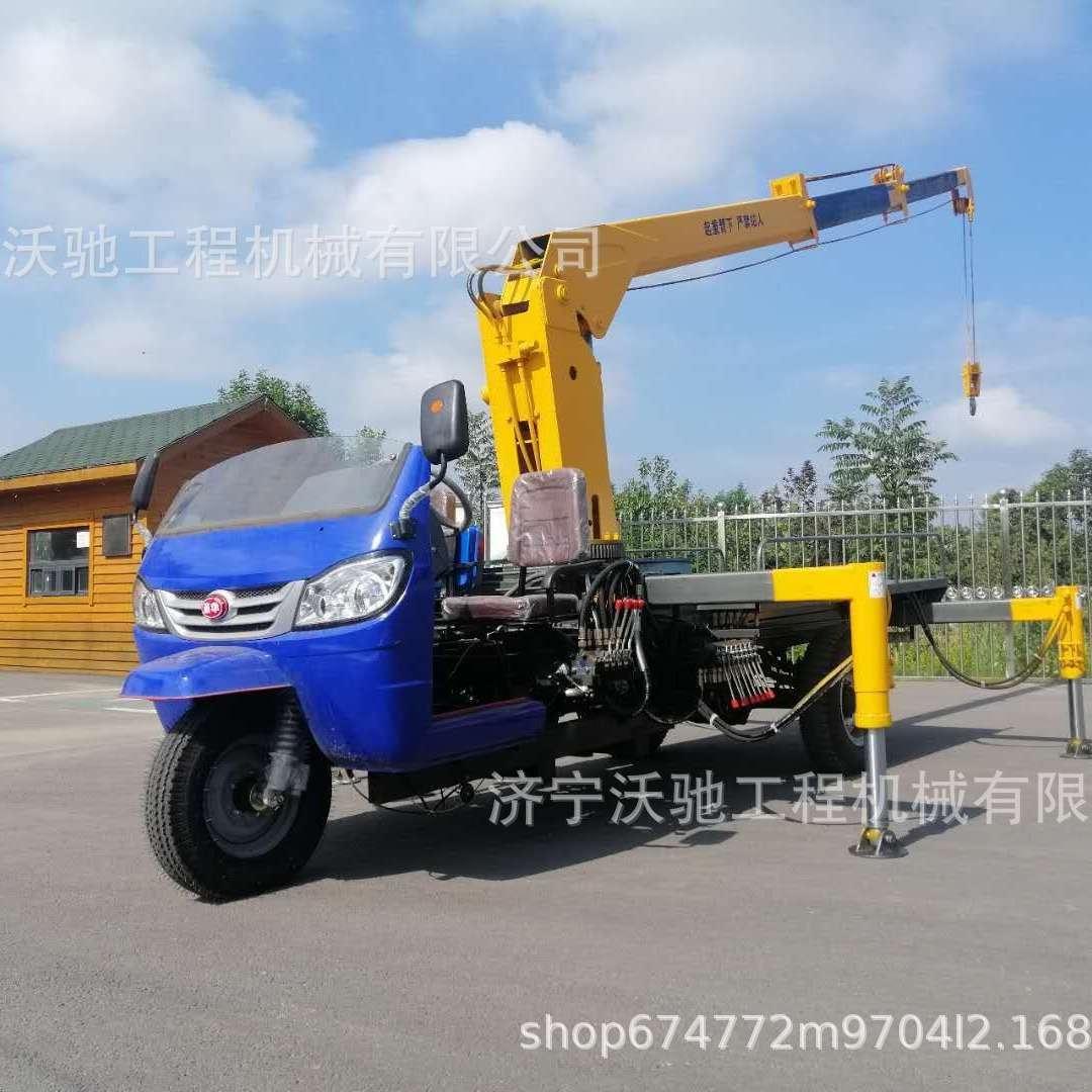 济宁厂家改装3吨小型农用移树三轮车随车吊液压伸缩臂三马自备吊