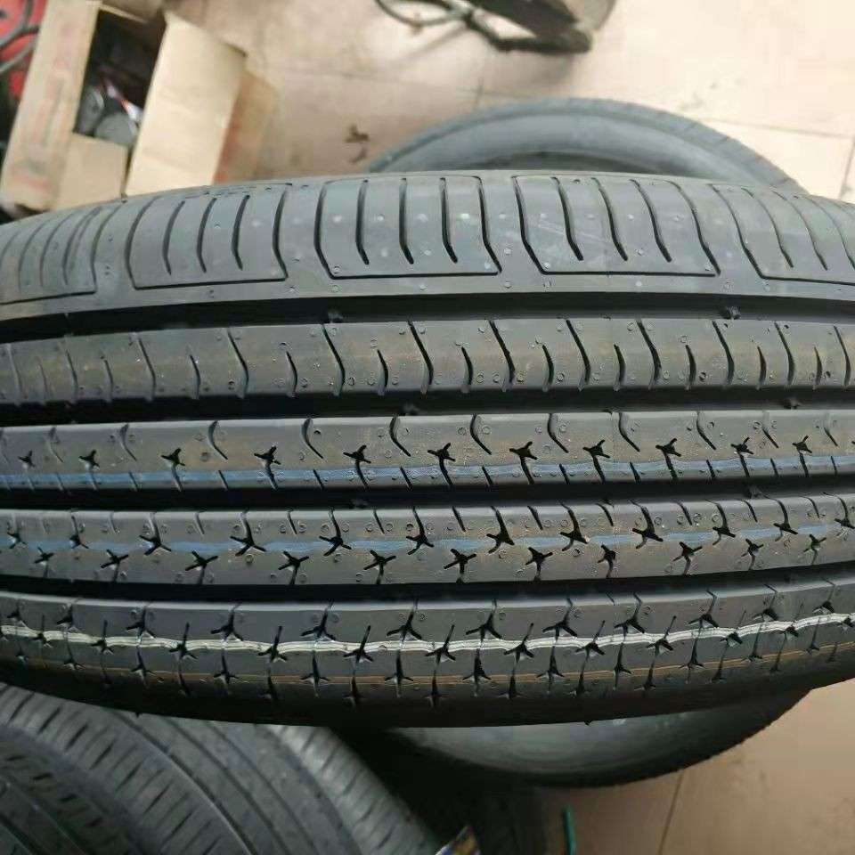 德国马牌轮胎205/60R16 92H CC6 配科鲁兹福克斯 现代名图2056016