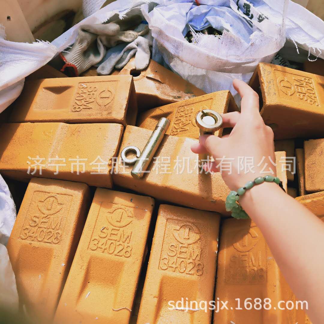 L955HL铲车水箱罩总成 驾驶室 座椅 装载机全车配件